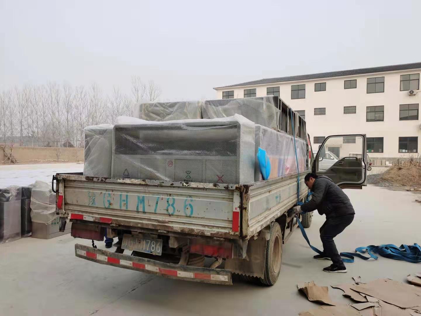 噴塑三分類(lèi)，不銹鋼四分類(lèi)整車(chē)走貨